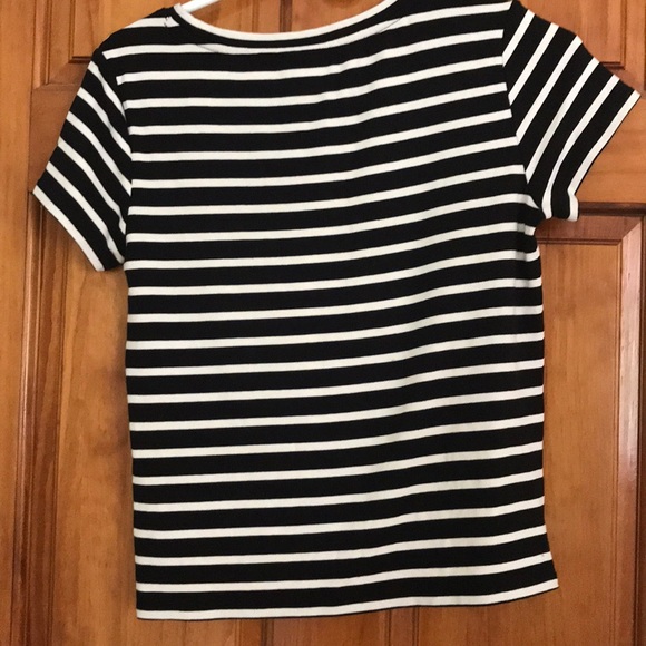 CABI tshirt - Picture 2 of 3